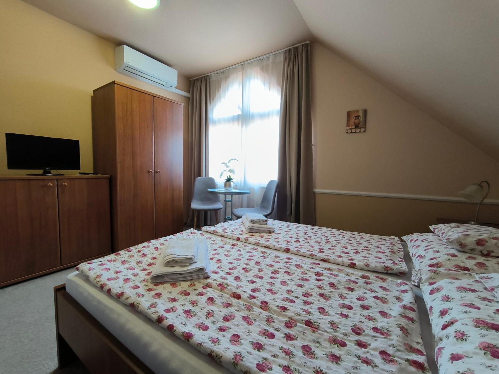 Korona Panzio Bed & Breakfast Balatonberény Dış mekan fotoğraf